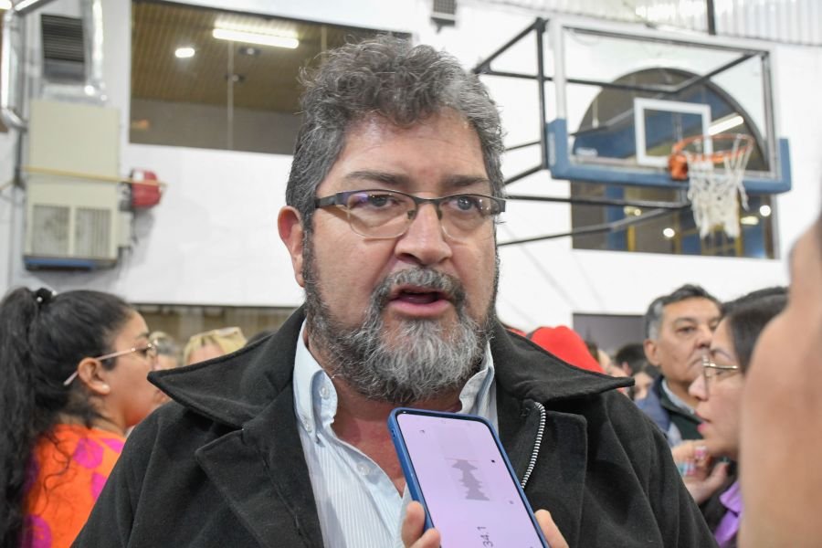 Guzmán rescató el federalismo del Gobierno provincial tras el anuncio de obras para todas las localidades