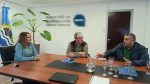 Santa Cruz fortalece su rol en la gestión de Parques Nacionales con un nuevo convenio