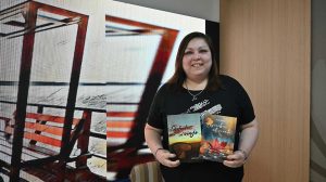 Santa Cruz presentó obras literarias en la Feria Internacional del Libro