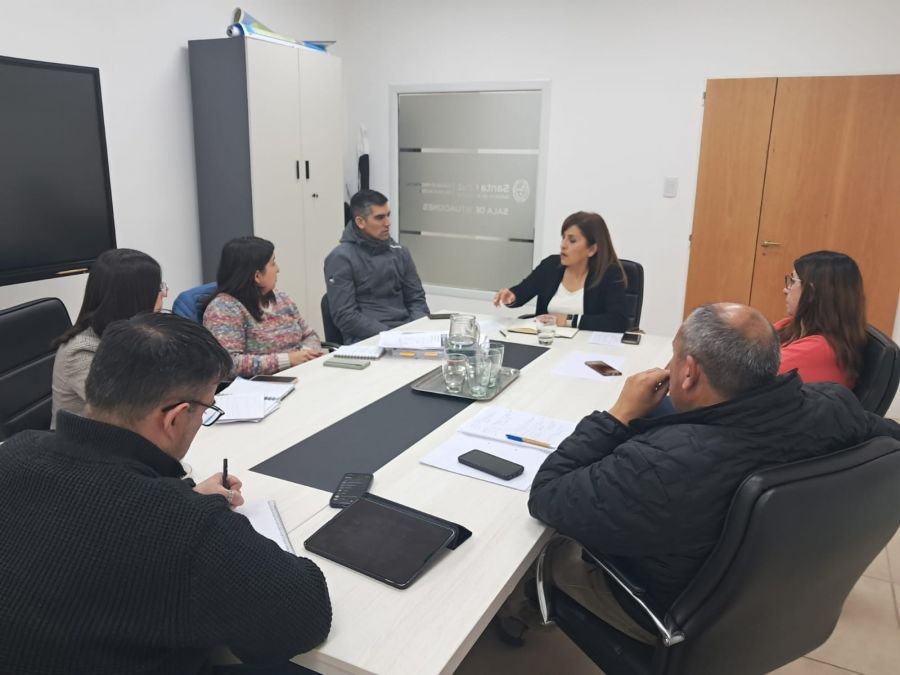 Educación planifica el futuro de la infraestructura escolar en Santa Cruz