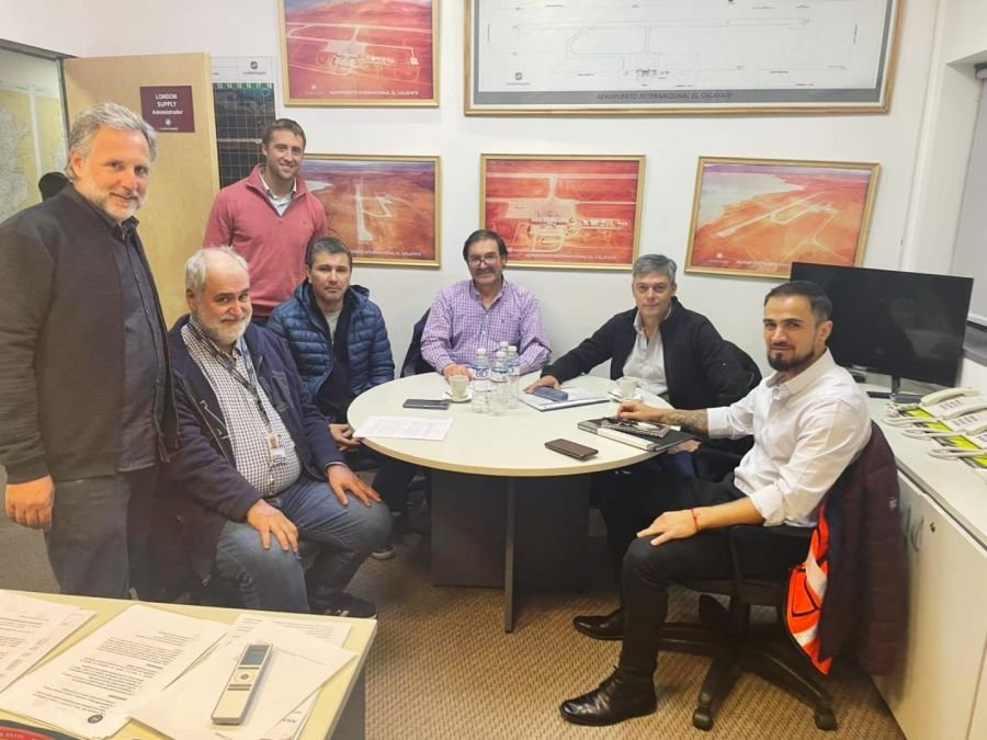 Firmarán un convenio para mejorar la infraestructura de tres aeropuertos de Santa Cruz