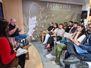 Luis Pellanda presentó su nueva novela en la Semana Literaria y la Feria del Libro