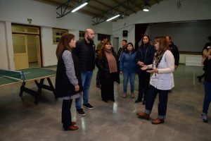 Educación y la Municipalidad de Puerto Santa Cruz trabajan para mejorar la infraestructura escolar