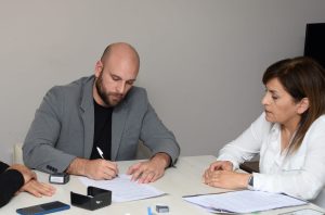 Educación y la Municipalidad de Puerto Santa Cruz trabajan para mejorar la infraestructura escolar