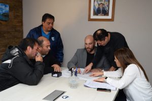 Educación y la Municipalidad de Puerto Santa Cruz trabajan para mejorar la infraestructura escolar