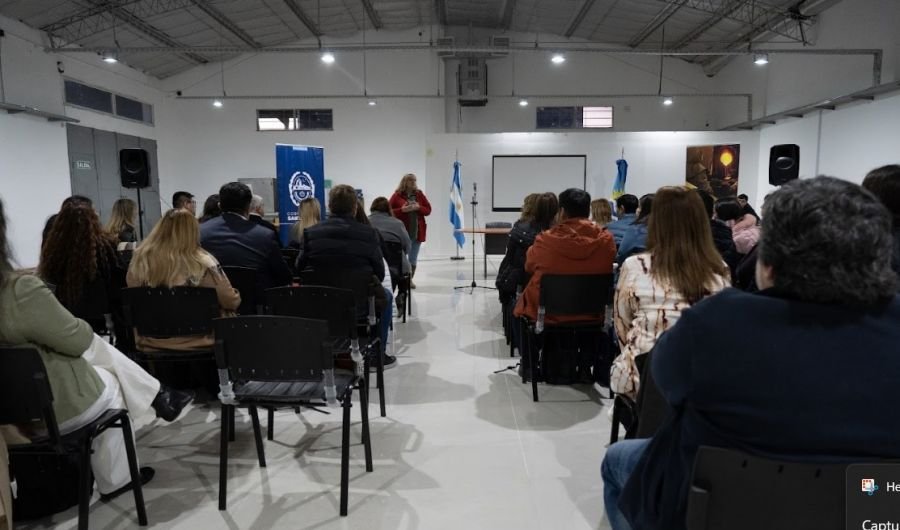 Se realizó el Encuentro Provincial de Educación de Jóvenes y Adultos Construyendo juntos