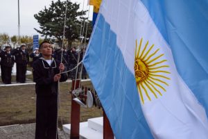 El Gobierno Provincial acompañó el acto por el Día de la Armada Argentina