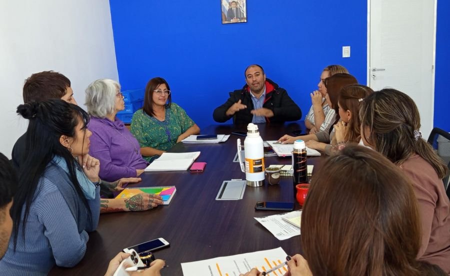 El IDUV formalizó el equipo de trabajo de la Gerencia de Hábitat