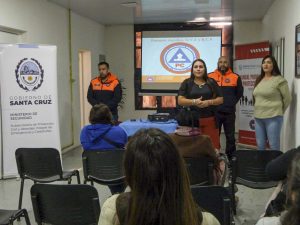 Brindaron capacitación en primeros auxilios a cuidadores y personal de residencias de adultos mayores