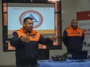 Brindaron capacitación en primeros auxilios a cuidadores y personal de residencias de adultos mayores