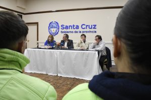 Santa Cruz presentó detalles del convenio que firmó para adherir a las modificaciones de la Ley Nacional de Tránsito