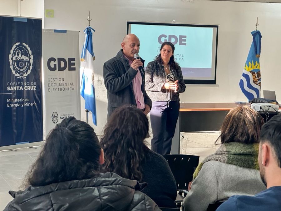 El Ministerio de Energía y Minería se suma a capacitaciones de Gestión Documental Electrónica