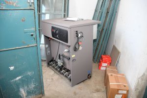 Educación entregó cinco equipos de calefacción a la Escuela N°1 de Río Gallegos