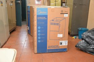 Educación entregó cinco equipos de calefacción a la Escuela N°1 de Río Gallegos