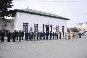 Álvarez: “Hoy se hace un reconocimiento a la Prefectura Naval Argentina por su acto de heroísmo”