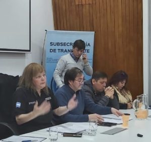 Santa Cruz avanza con la implementación del sistema nacional de licencias profesionales