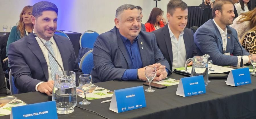 Santa Cruz participó de la 171ª Asamblea del Consejo Federal de Turismo en Paraná