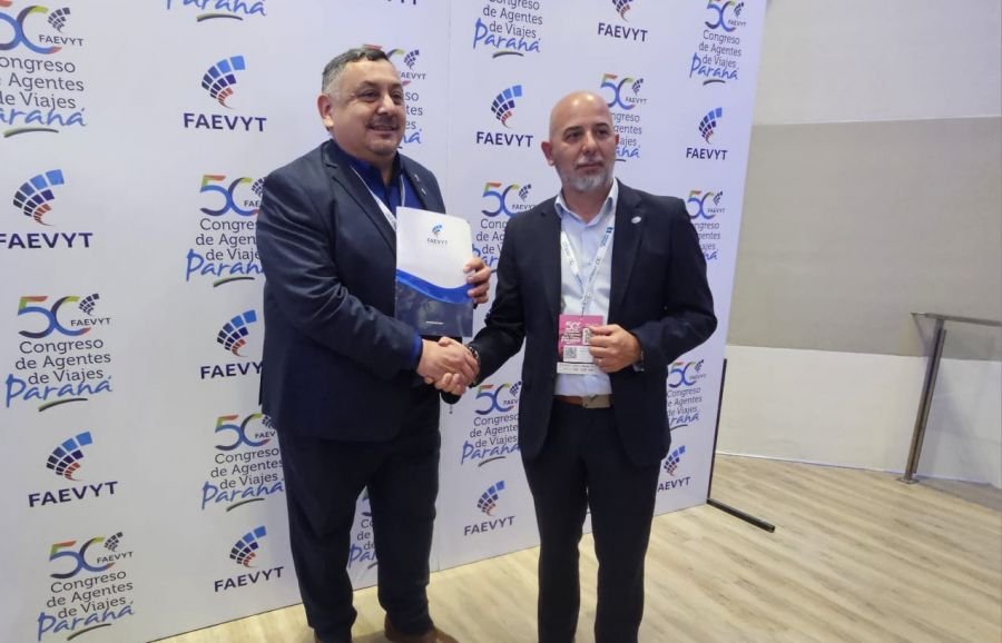 Santa Cruz y Mendoza firmaron convenio de cooperación turística en la 171° Asamblea del Consejo Federal de Turismo