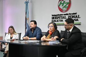 Nueva mesa de anestesia y arreglos en el servicio de Nefrología del Hospital de Caleta Olivia