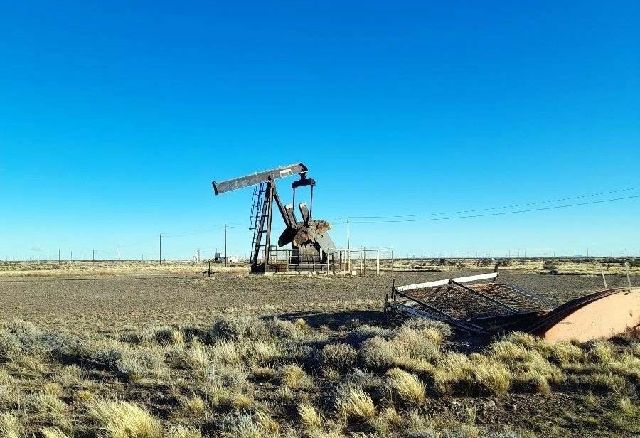 Monitorean pasivos ambientales en la Cuenca del Golfo San Jorge