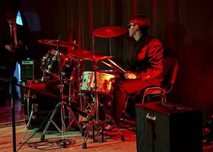 Juventudes quieren rock: Bandas de Río Gallegos llevaron la potencia del rock al Complejo Cultural