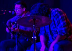 Juventudes quieren rock: Bandas de Río Gallegos llevaron la potencia del rock al Complejo Cultural