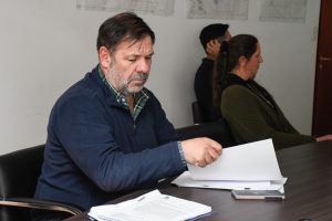 Santa Cruz Puede: avanza el proyecto del aserradero móvil en la Cuenca Carbonífera