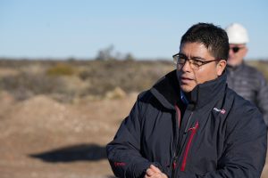 Vidal puso en marcha el acueducto que mejorará el caudal de agua para la comunidad de Caleta Olivia