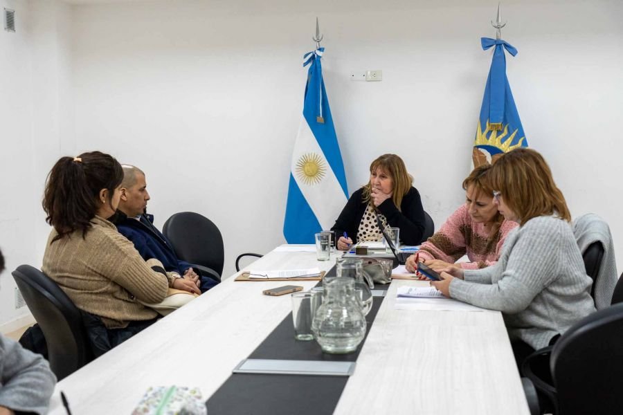 Educación fortalece el diálogo con las comunidades educativas de Río Gallegos