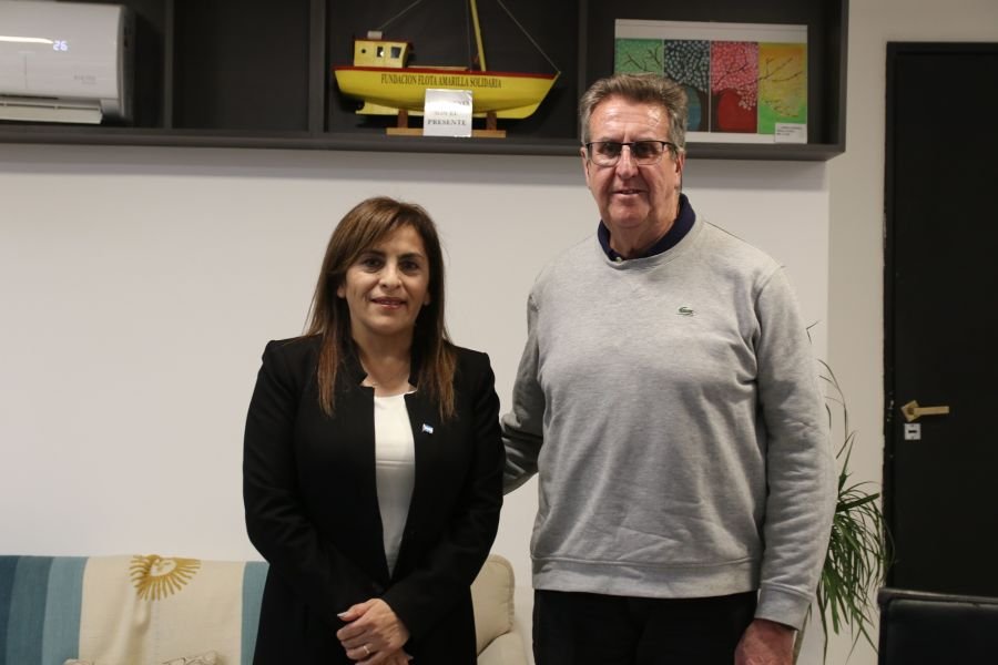 La Cartera Educativa firmó convenio para la mejora de edificios escolares de Cañadón Seco