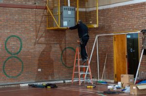 Se avanza con la reparación histórica de las escuelas de Santa Cruz