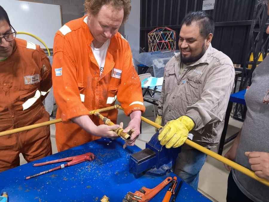 Educación avanza con las capacitaciones en el CEFyAP N °4 de Caleta Olivia