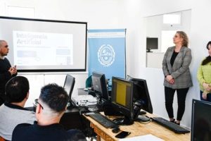 Inteligencia Artificial: finalizó una capacitación clave para agentes provinciales sobre el uso de nuevas tecnologías