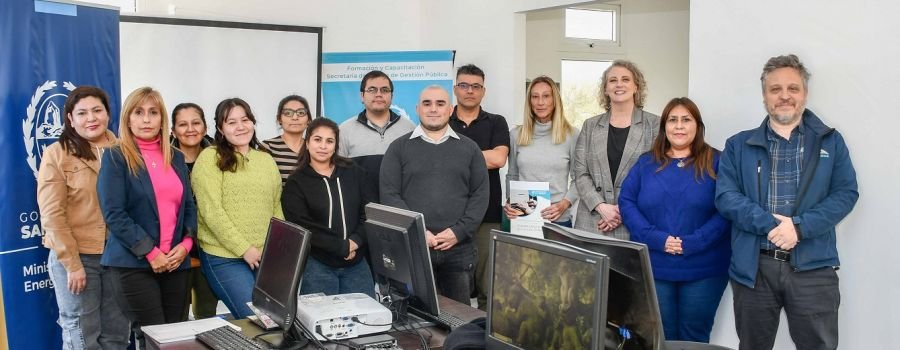 Inteligencia Artificial: finalizó una capacitación clave para agentes provinciales sobre el uso de nuevas tecnologías