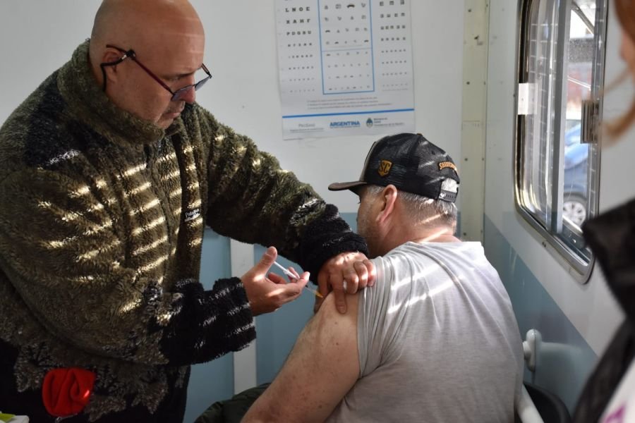 Operativos "Estamos con Vos": refuerzan la Atención Primaria en Barrios de Río Gallegos