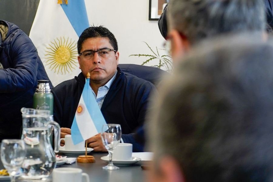 El gobernador Claudio Vidal, participará este martes de la cumbre de gobernadores y en el Consejo Federal Pesquero