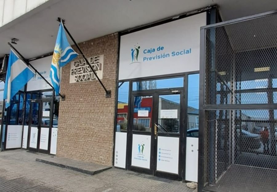 Asciende a más de 111 mil millones de pesos la deuda de municipios y comisiones de fomento con la Caja de Previsión Social