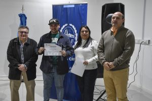 Distrigas impulsa la formación laboral con capacitaciones en retroexcavadoras