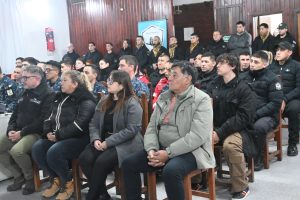 Capacitación en Santa Cruz: fortalecen el vínculo entre fuerzas de seguridad y unidades K9