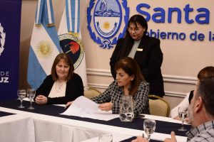 Compromiso con la educación: firman convenios para que estudiantes realicen prácticas profesionalizantes