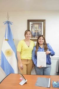 El Gobierno Provincial concretó la firma del convenio PAINA con la intendenta Zulma Neira