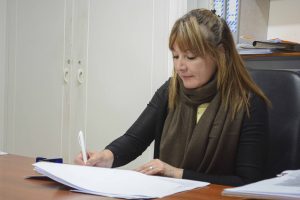 El Gobierno Provincial concretó la firma del convenio PAINA con la intendenta Zulma Neira