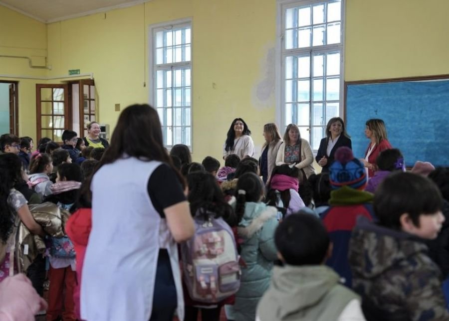 La Escuela Primaria N°1 reabrió sus puertas con un sistema de calefacción completamente renovado