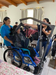 Brindaron capacitación integral de atención y cuidados en residencias de adulto mayor de Puerto Santa Cruz