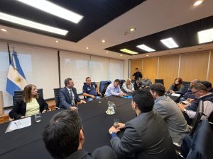 La Provincia exige respuestas concretas de Nación para la continuidad de la pesca en Puerto Deseado