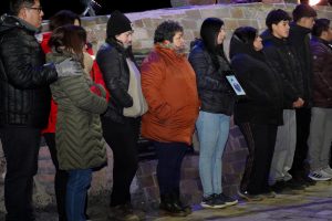 Homenaje a los mineros de YCRT: Autoridades del Gobierno provincial participaron de la vigilia y marcha de antorchas