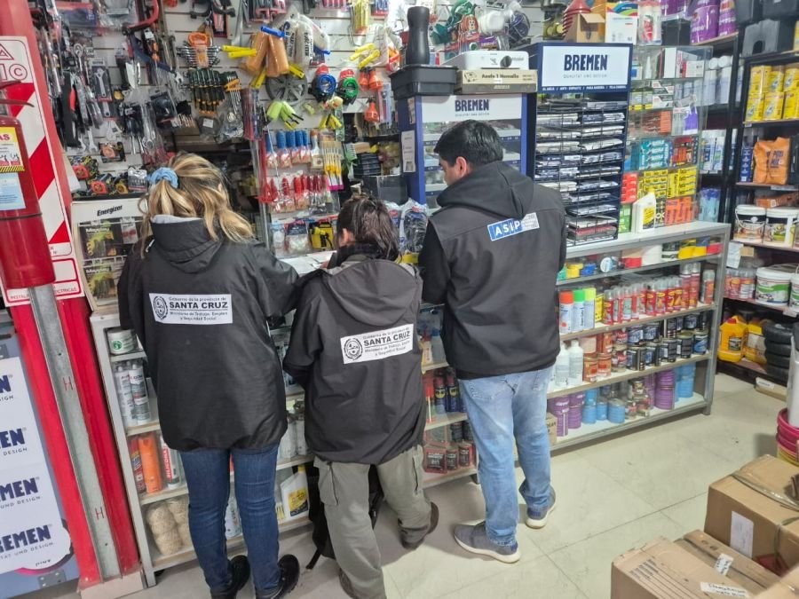Trabajo realizó inspecciones comerciales junto a la Agencia Santacruceña de Ingresos Públicos