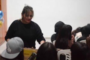 Se brindó una función de cine con merienda para la familia en el CIC del Carmen