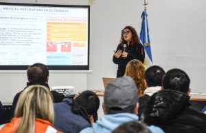 Exitoso inicio del curso abierto de operación de retroexcavadoras