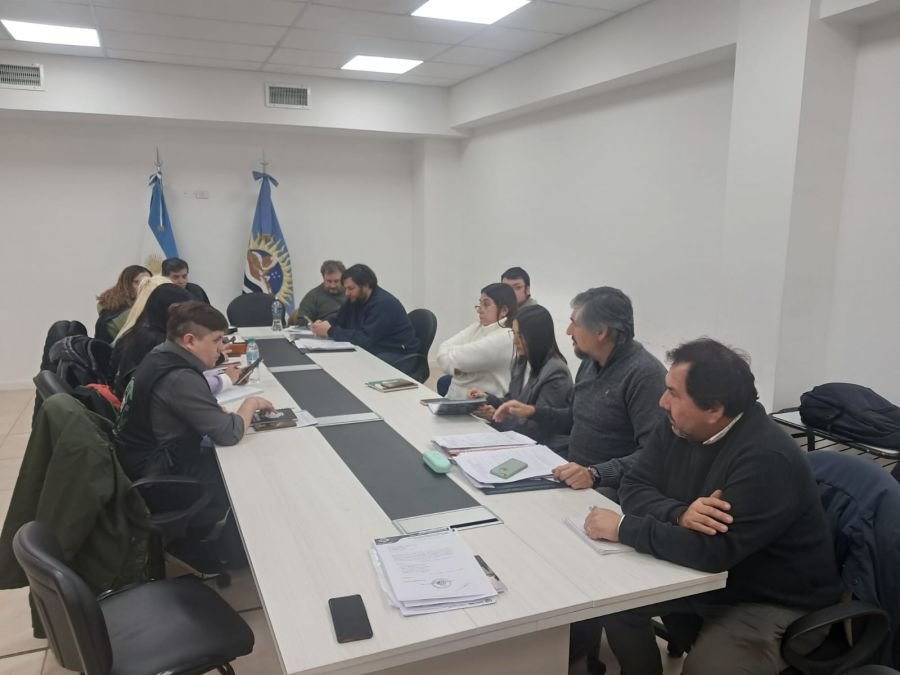 Se llevó adelante la primera reunión para la redacción del convenio de los Auxiliares de la Educación